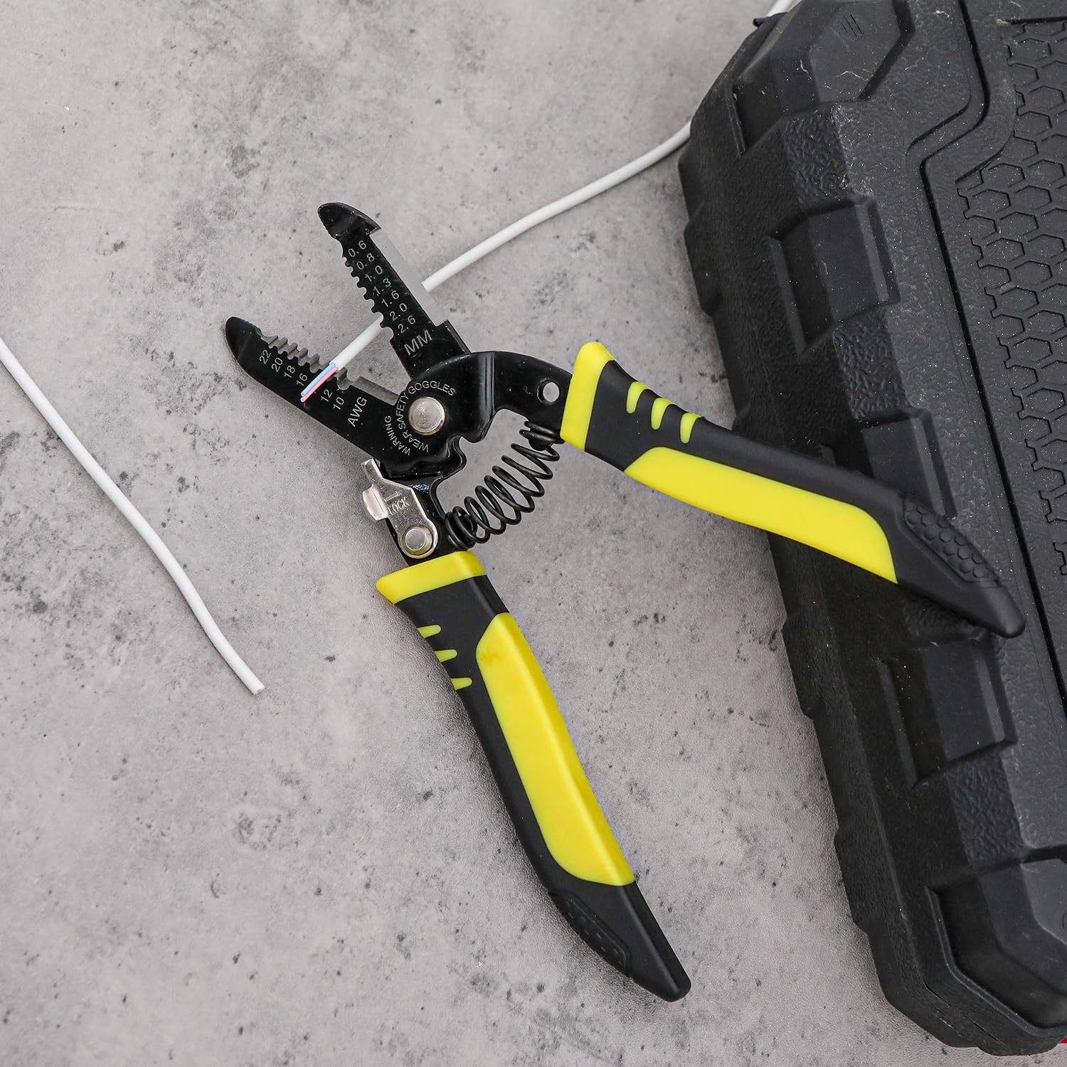 7" Precise Wire Strippers,Multi Gauge Wire Strippers, Cable Stripper with Safety Lock,Wire Cutter and Stripper Tool & Wire Crimping Tool,with Ergonomic Handle - Image 3