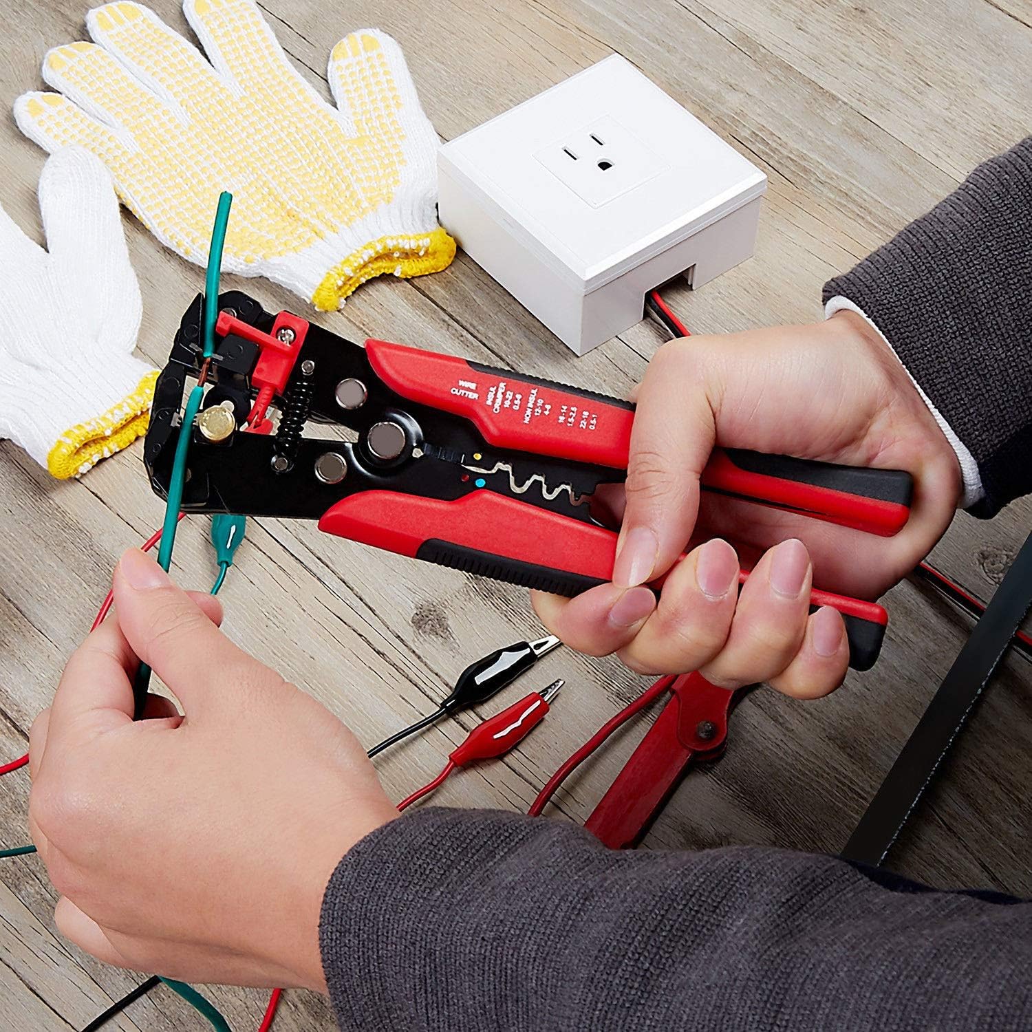 1110 3 in 1 Self-Adjusting Wire Stripper Cutter, Wire Crimping Tool Wire Pliers for Wire Stripping, Cutting, Crimping 10-24 AWG (0.2-6.0mm Square) (Red) - Image 7